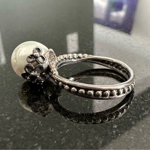 Antique Sterling silver ring with pearl